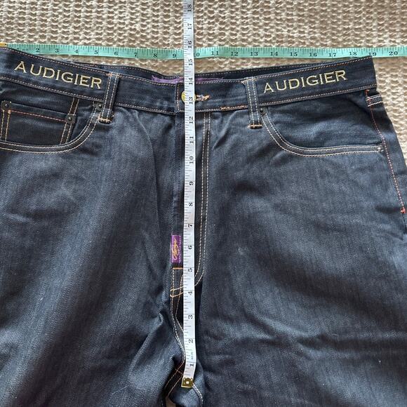 Vintage VTG Christian Audigier Embroidered Buddha Dark Denim Shorts 37" waist - Picture 7 of 7